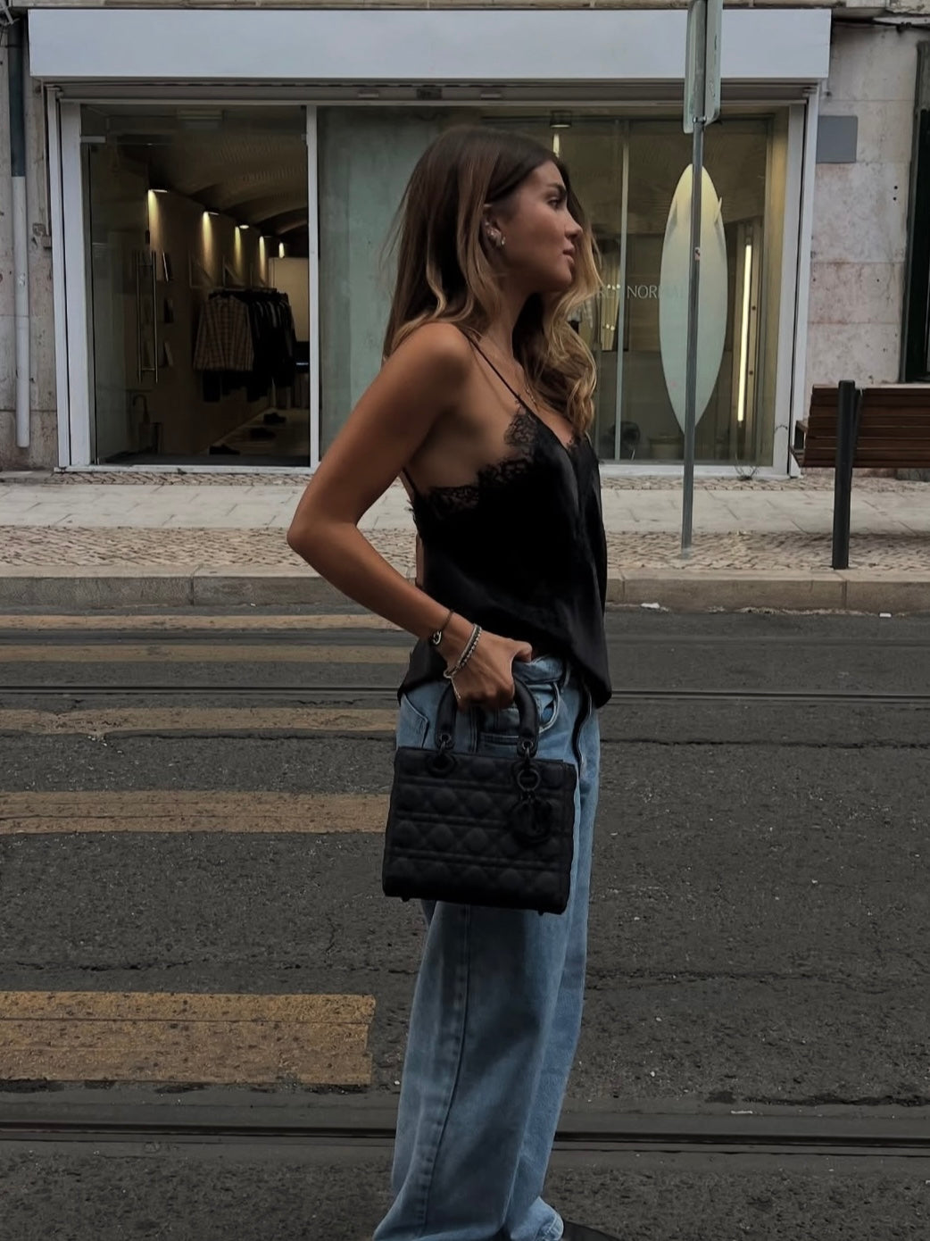 Top Satinato Black