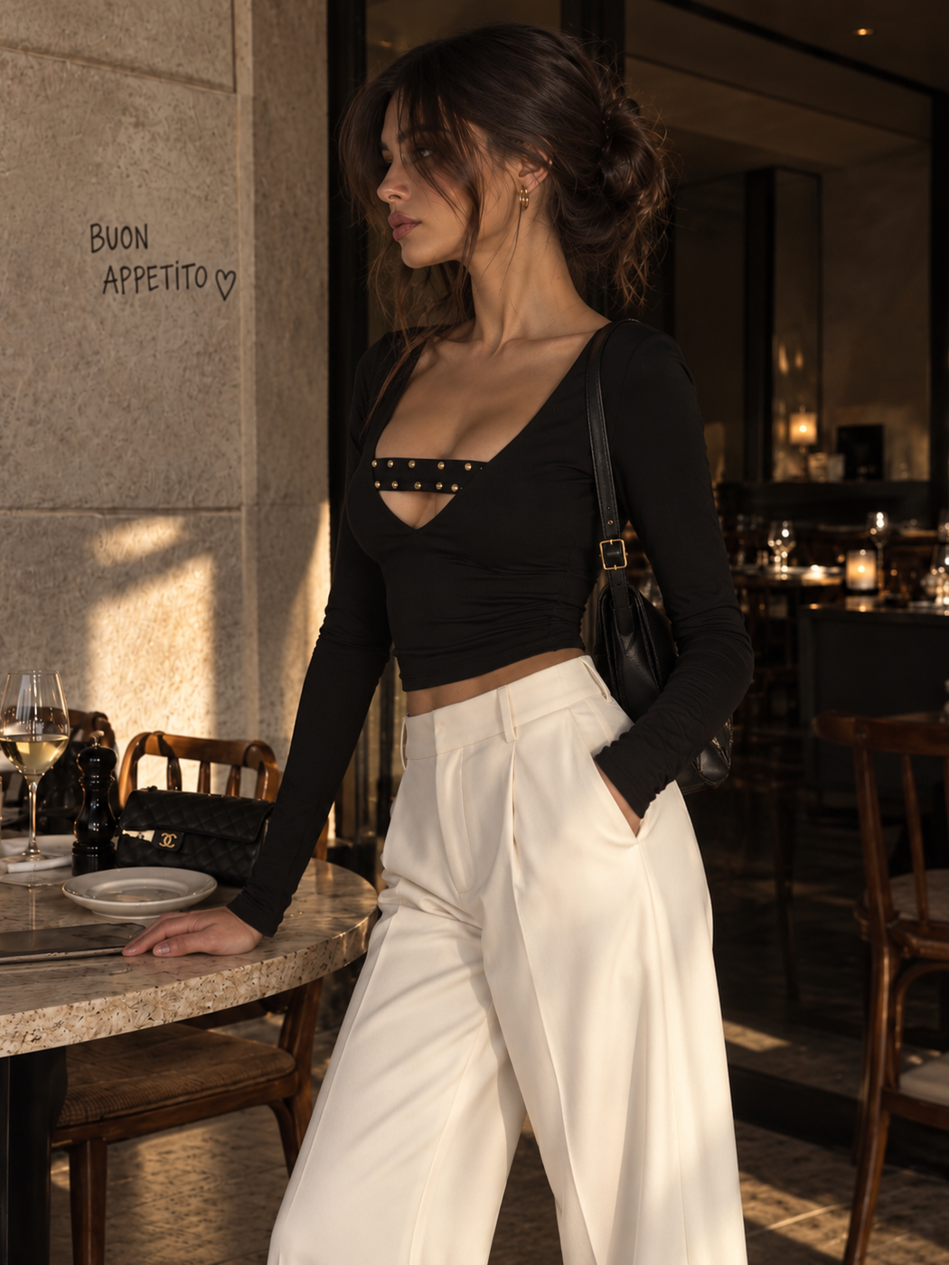 Maglia Maddy Black, dettaglio di tessuto e finiture