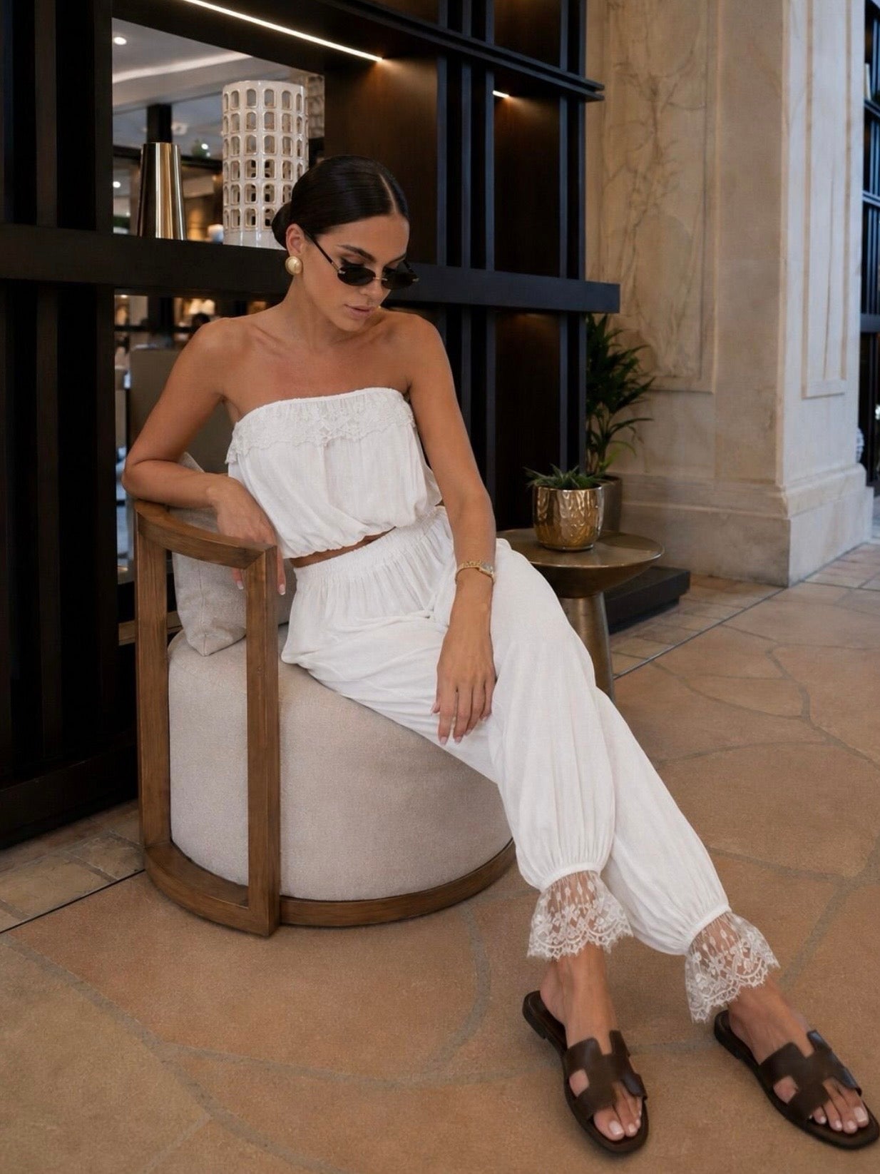 Set Capri White