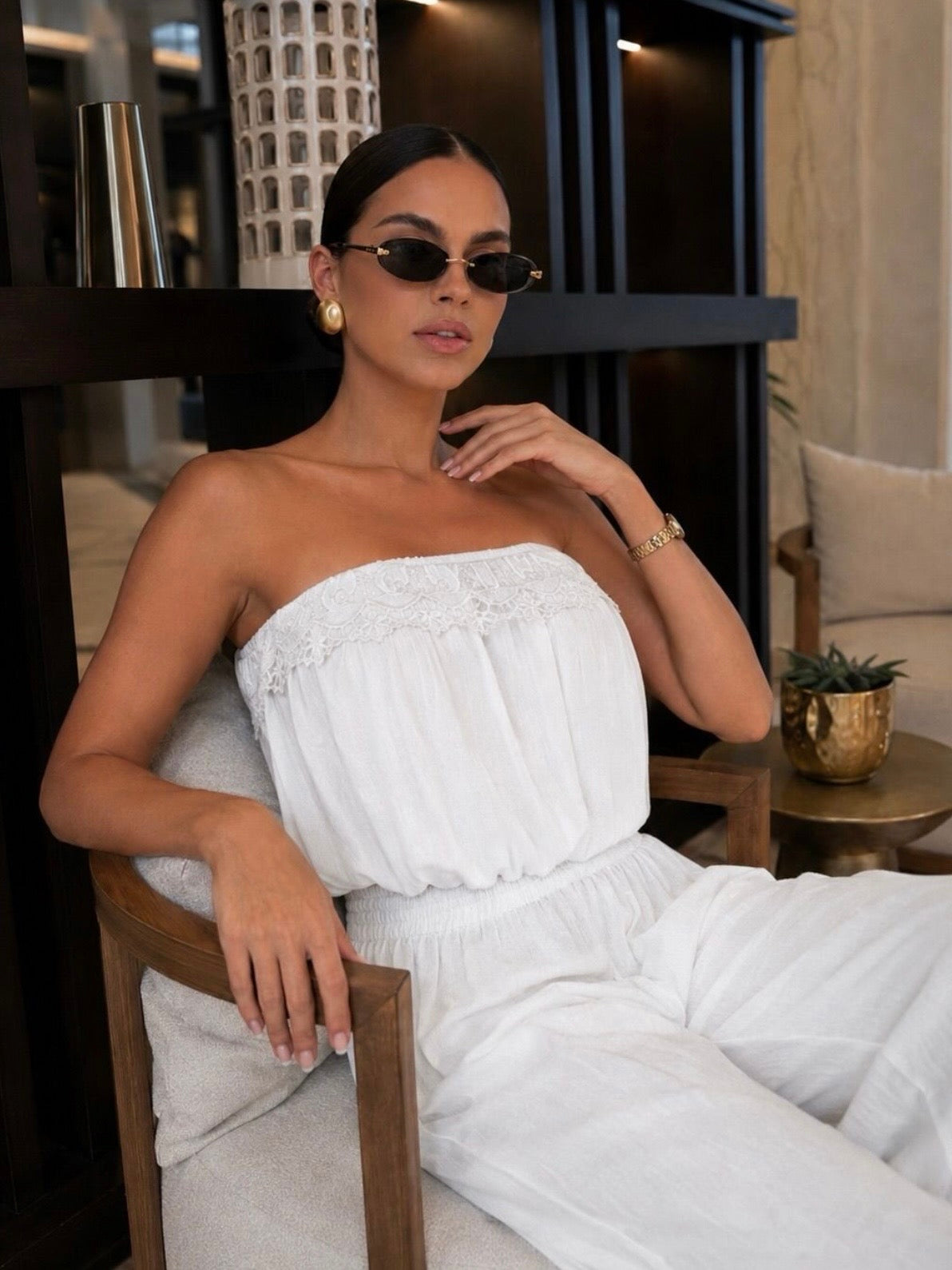 Set Capri White