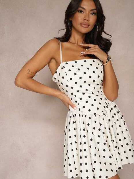 Abito Renee White