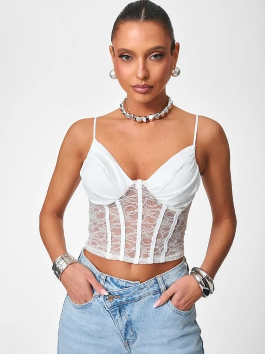 Top Daniela White