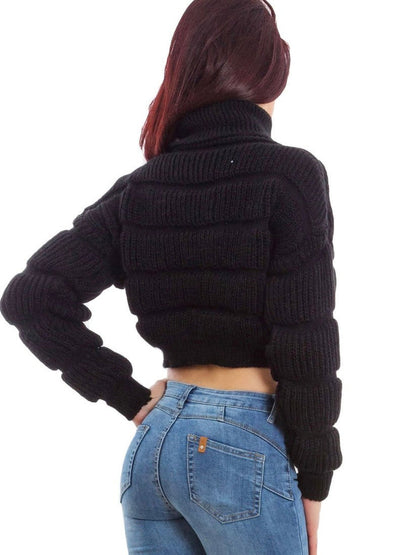 Maglia Scaldacuore Nera – dettaglio del design – DivaModaMilano
