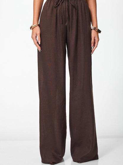 Pantalone Ilary Brown, dettaglio di tessuto e finiture