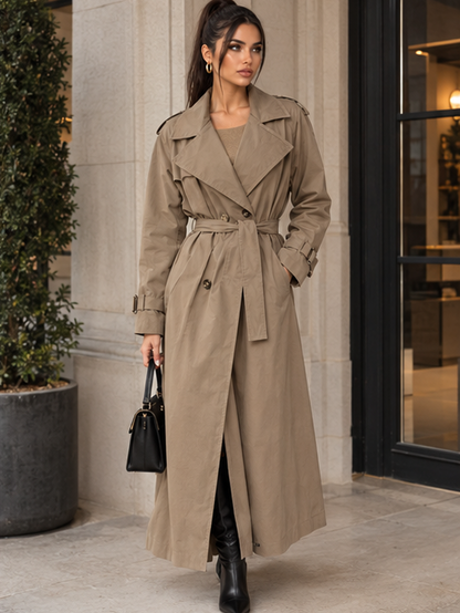Trench Avelise Taupe lungo in cotone e Sorona con cintura - look completo frontale